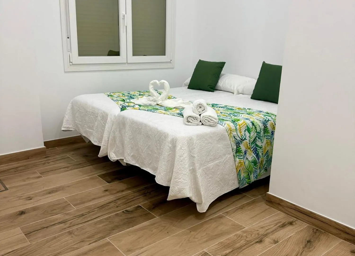 Malaga Beach 1 Апартаменты