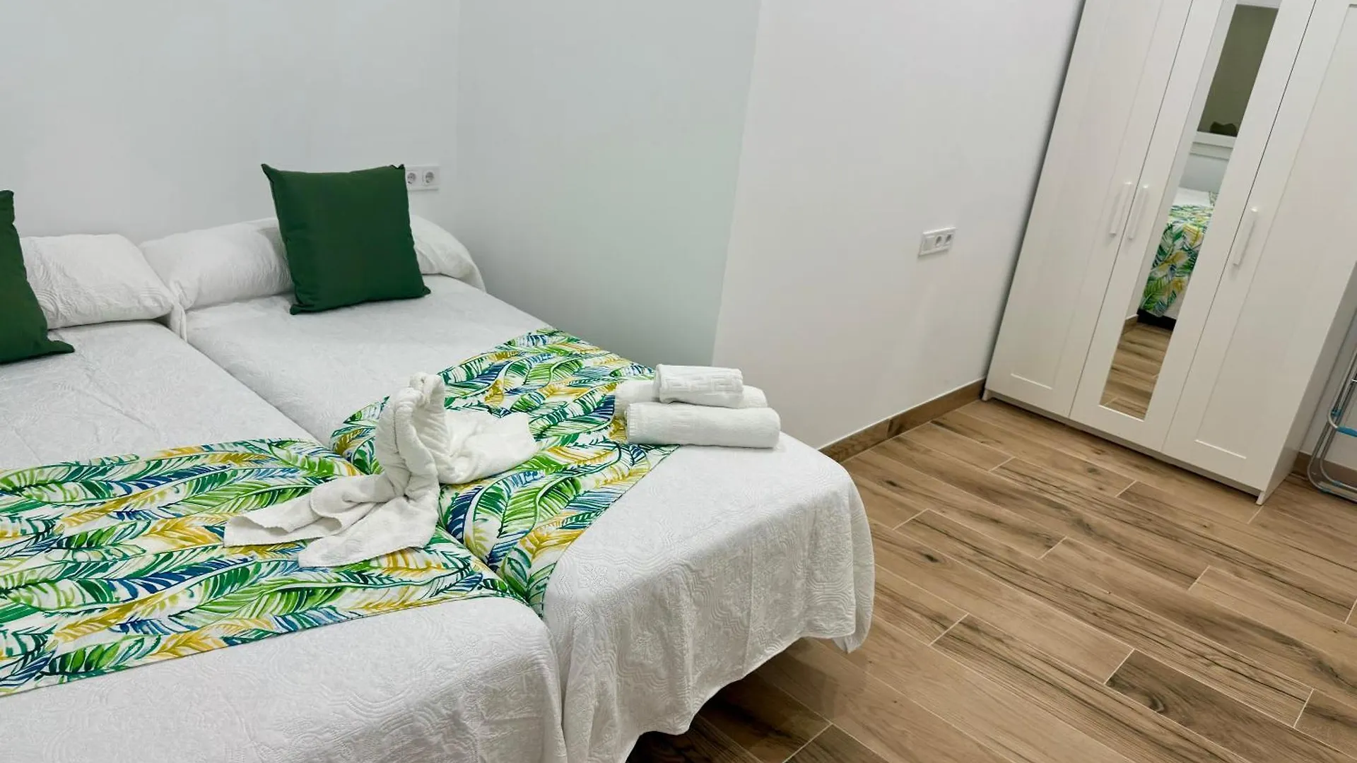 Apartment Malaga Beach 1